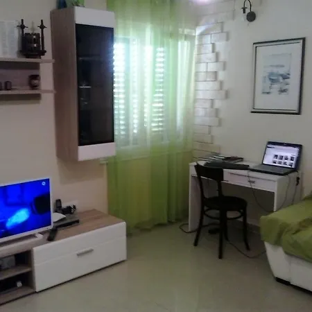 Silvana Apartment *